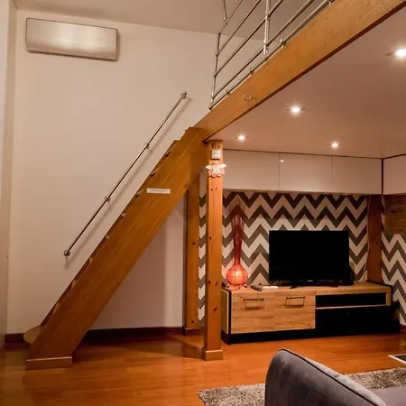 Magic Apartment-2