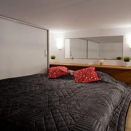 Magic Apartment-3